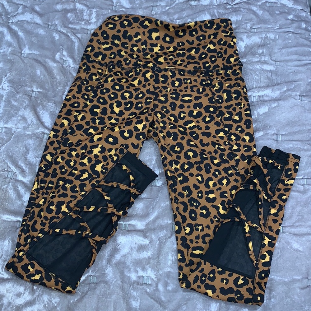 Leopard leggings